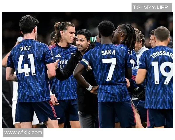 斯坦福桥的硝烟：十人切尔西绝境扳平，阿森纳憾失三分